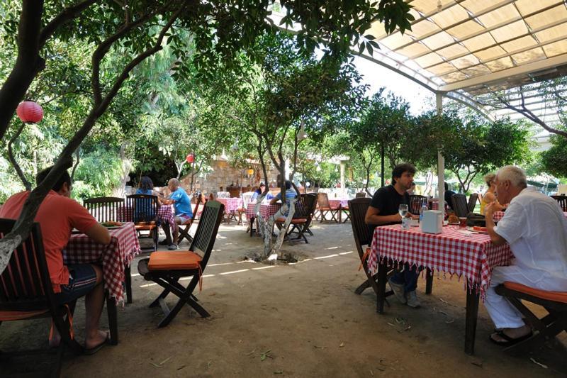 Hotel Gümüşlük Étterem fotó